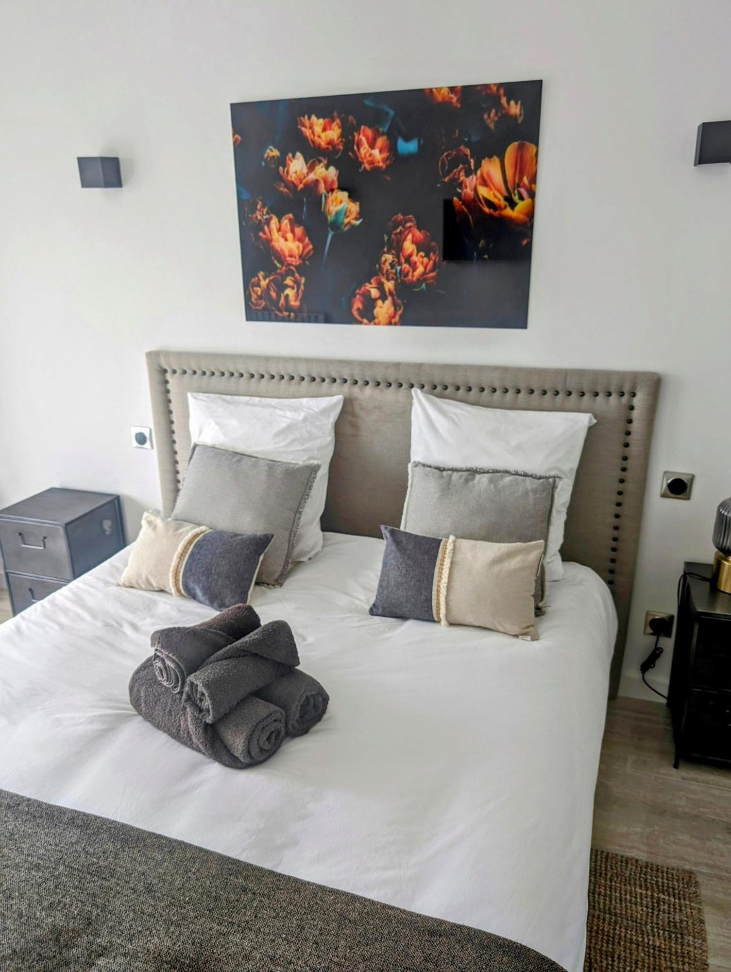 2 Bedrooms Seafront 戛纳 外观 照片